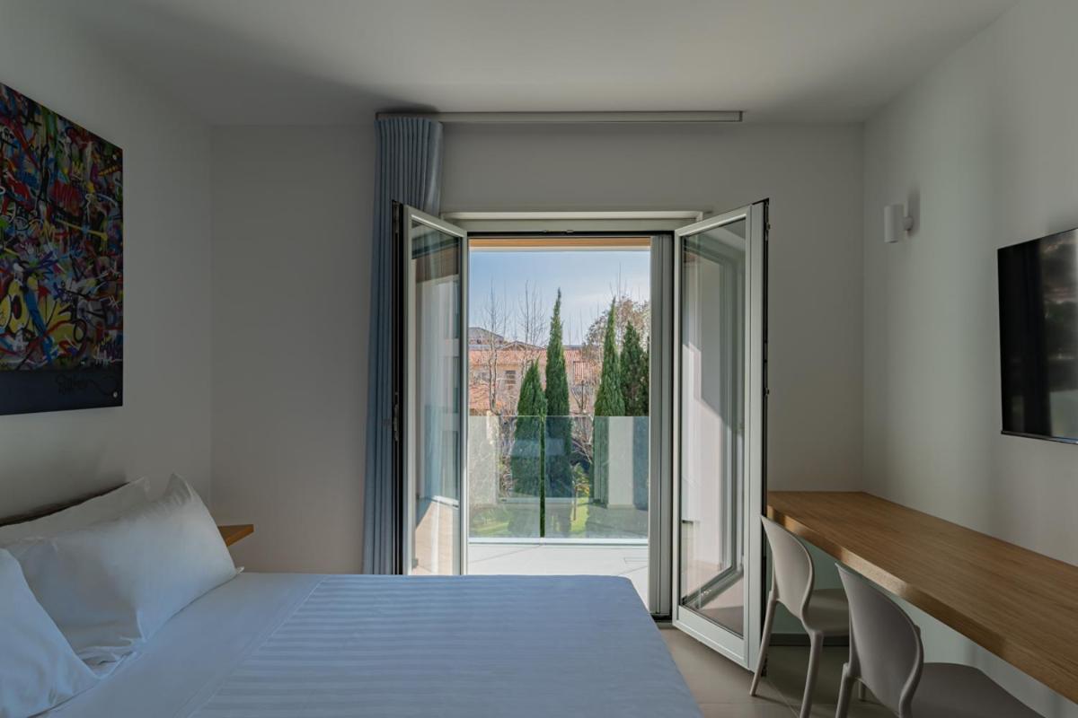 Marina Gardens Boutique&Suites Франкавилла-аль-Маре Номер фото
